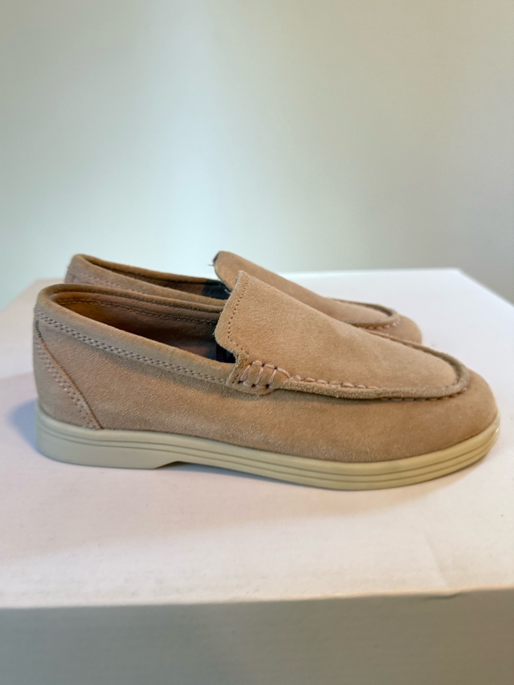 Zara Big Girl Beige Suede Leather Moccasin Boat Size 29 Shoes #Lux-K-SH